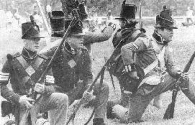 US attacks the outlying fortifications of Fort Erie