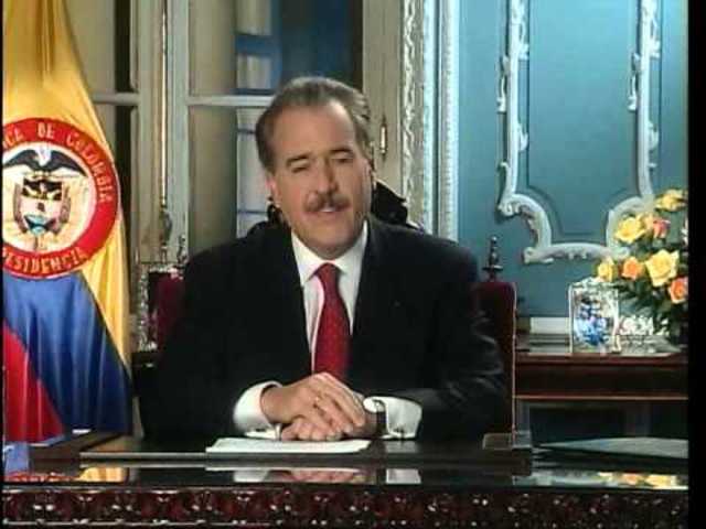 Decreto 2330- Andrés Pastra