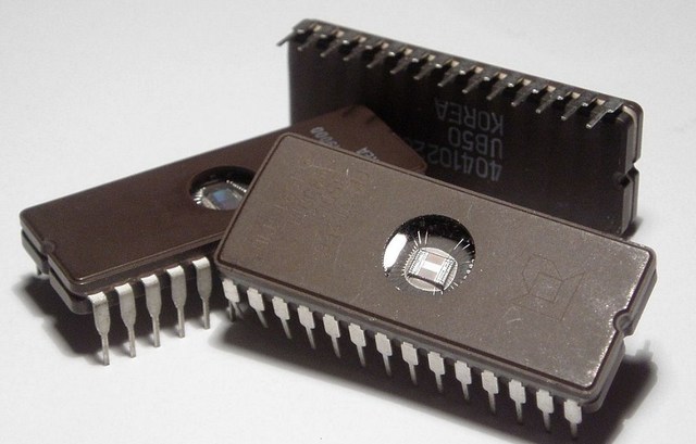 Primer Circuito Integrado