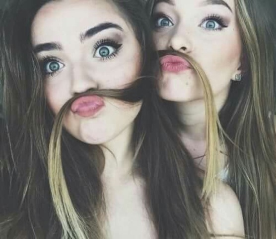 In 2016 ,I met my best friend.