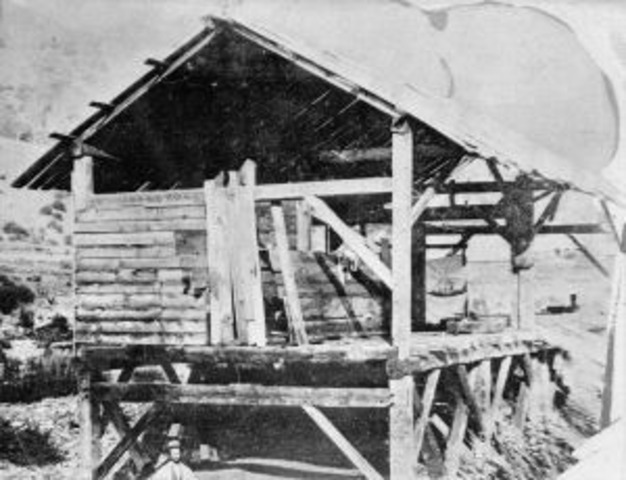 Sutters Mill is built in Coloma