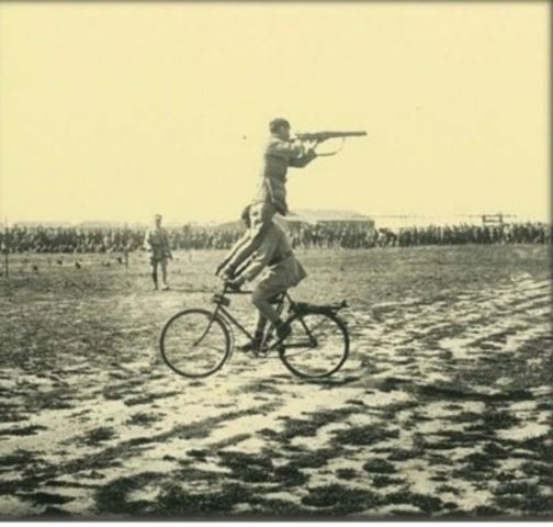 Se crea el "Grupo de Companhias Ciclistas"