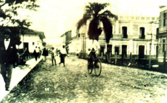 Tuluá industrial, la Hoja Republicana, Brisas del Valle, La Mosca de Milán