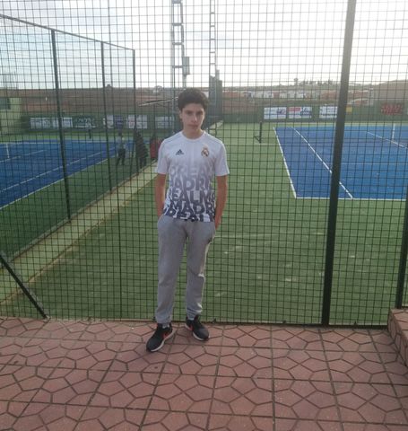 Partido de tenis de 1 hora 30 min