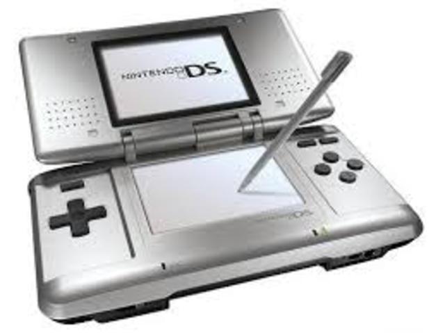 Nintendo Dual Screen (NDS)