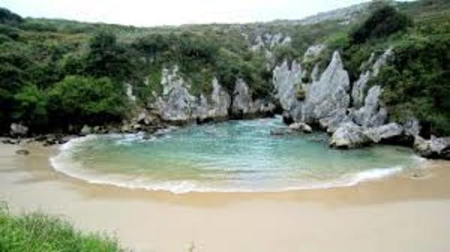 DÍA 3(Playa gulpiyuri)