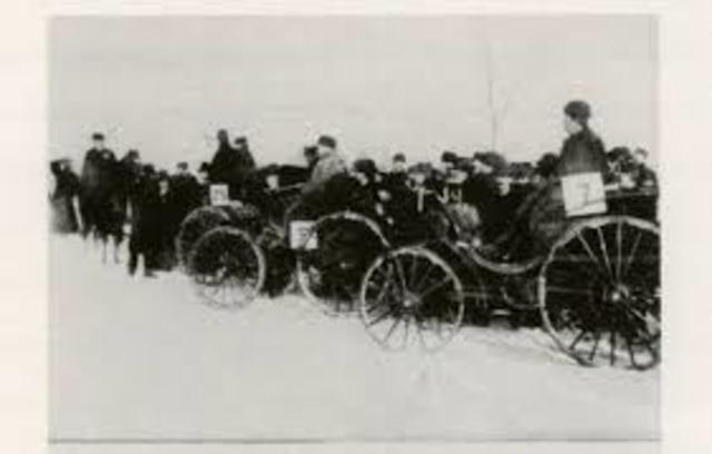 first gas powered car race