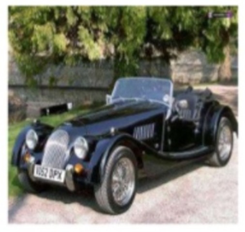 Vehículo de 4 ruedas con motor de combustión interna.