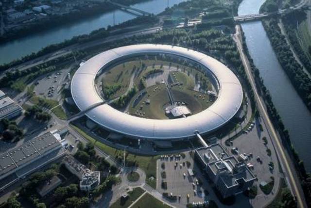 Синхротрон. Третье поколение.