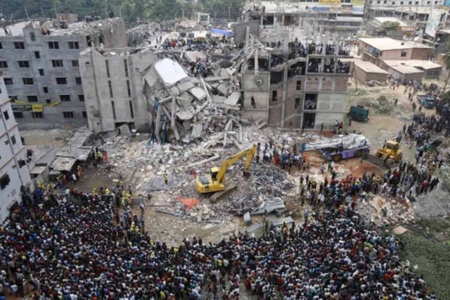 Derrumbe en un edificio en Bangladesh (Andrea)