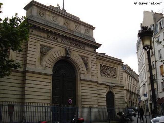 ILUSTRACIÓN: Creación de academias