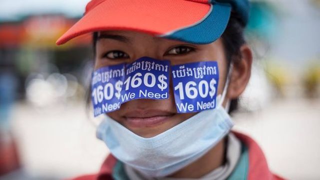 Desmayos, abusos y muertes: así se fabrica la ropa en Camboya (Andrea)