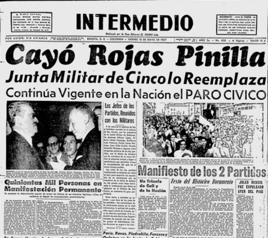 Rojas Pinilla renuncia al poder