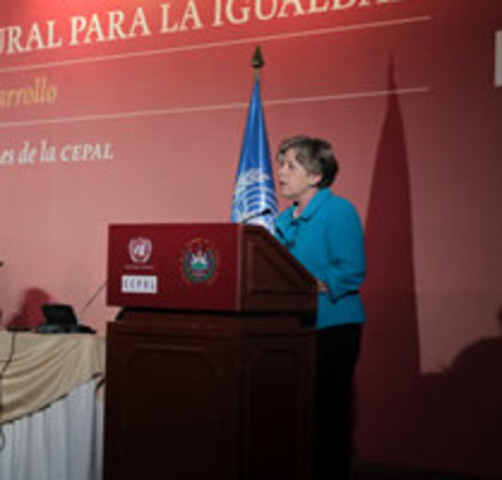 Procesos educativos para la paz, la democracia y el desarrollo