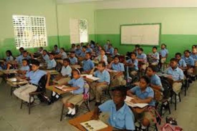 Los Estados  han impulsado estrategias destinadas a mantener y mejorar ciertos niveles de calidad