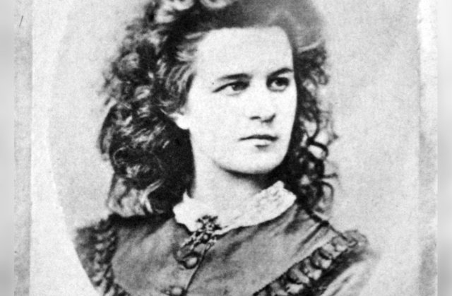 Lydia Emilie Florentine Jannsen varjunimega Lydia Koidula