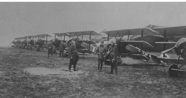 Germans conduct air raid on Paris.