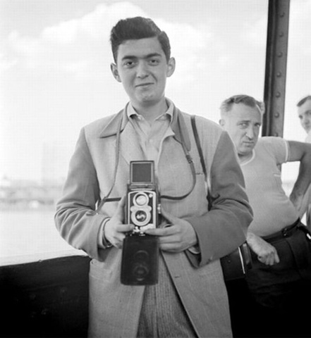 PRIMEROS AÑOS: Juventud