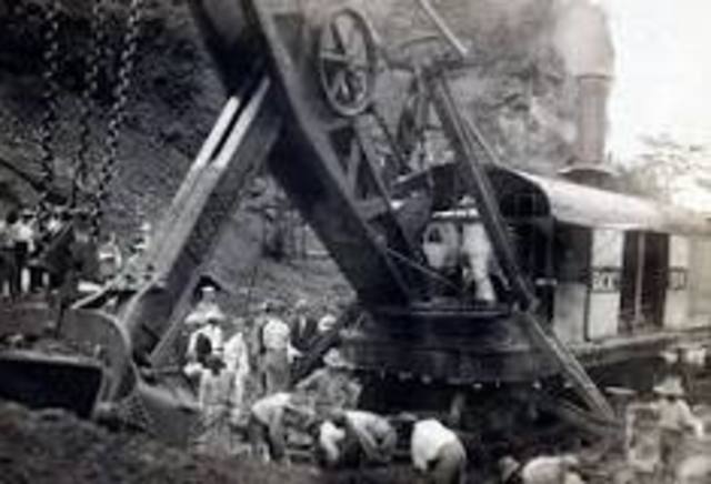 •	Panama Canal U.S. Construction Begins