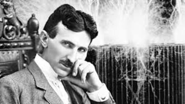 Tesla ingresó en la Continental Edison Company en Francia.