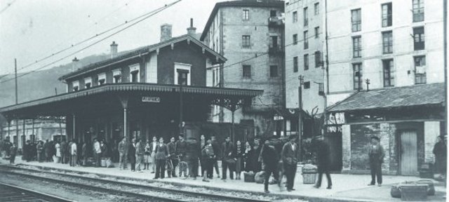 Inguruko herrien atxikipena