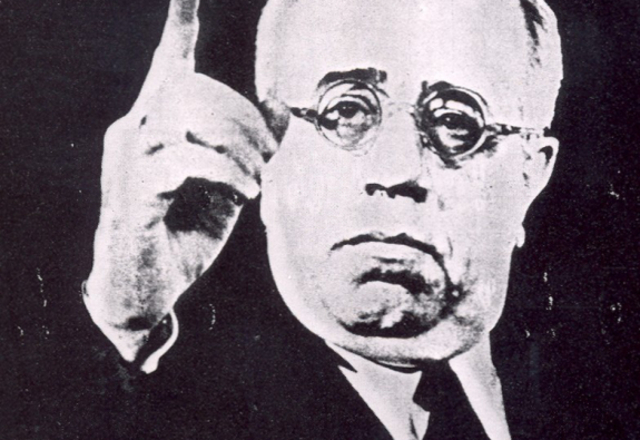 Comienzo de la Guerra Civil Española.