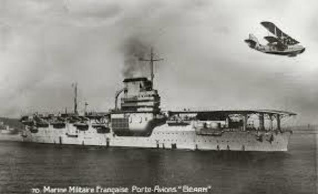 French war ships open fire on Haiphong