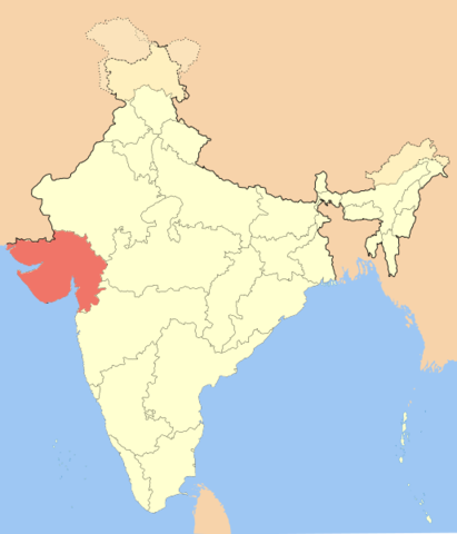 Akbar annexes Gujrat
