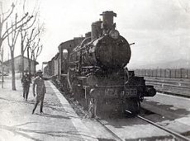 PRIMERA LÍNEA DE FERROCARRIL