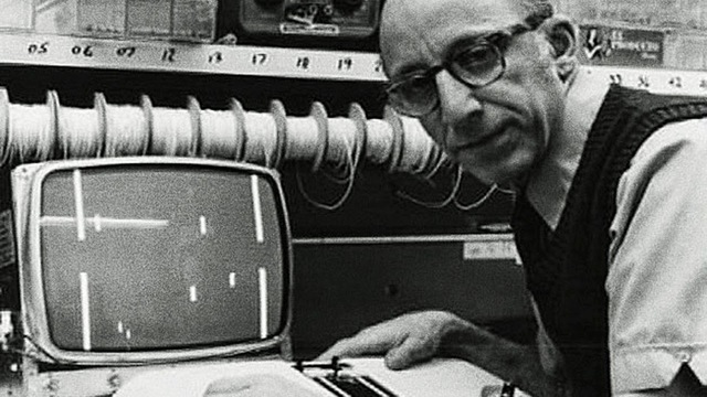 Ralph Baer construye en forma casera la primera consola de videojuegos