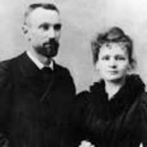 MARIE Y PIERRE CURIE