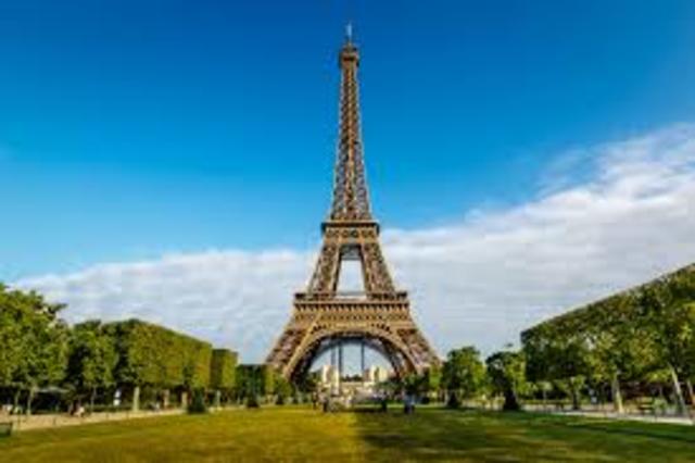 La Torre Eiffel-ARQUITECTURA DEL HIERRO