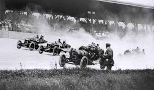 First indianapolis 500