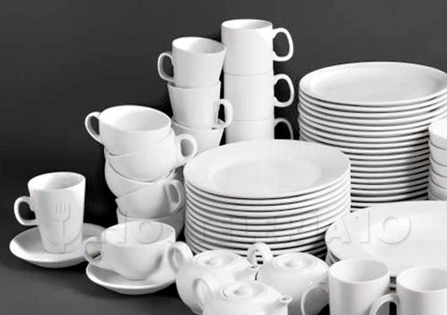 Los chinos desarrollan la porcelana