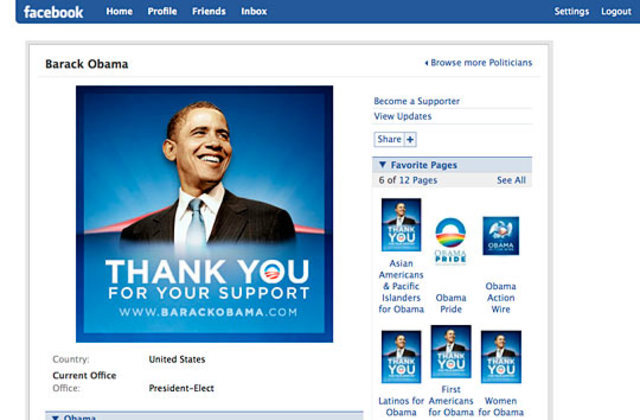 Barack Obama's presidential campaign uses the web as a way to the White House.