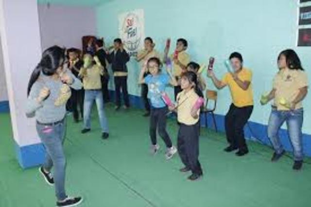 Escuelas de atención a deficientes