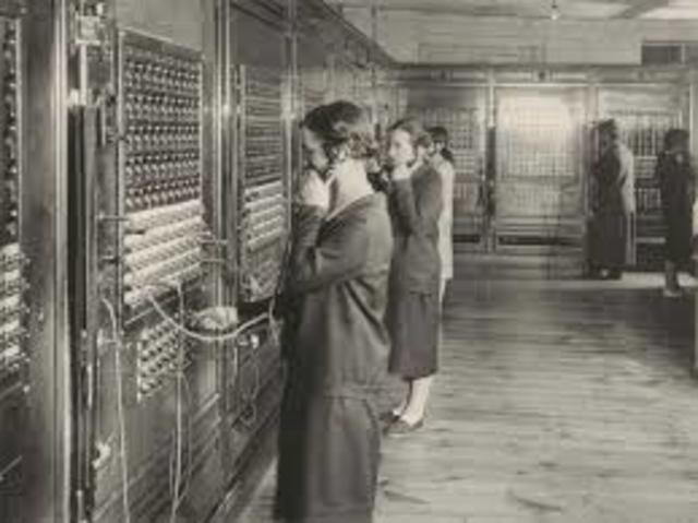 central pública telefónica