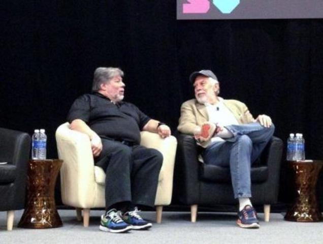 Nolan Bushnell declines investing in Apple