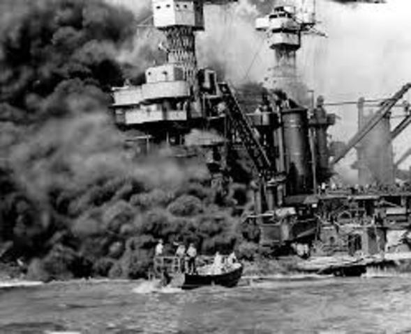 Ataque japonés a Pearl Harbor