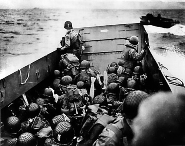Dia D.Las tropas angloestadounidenses desembarcan en Normandía