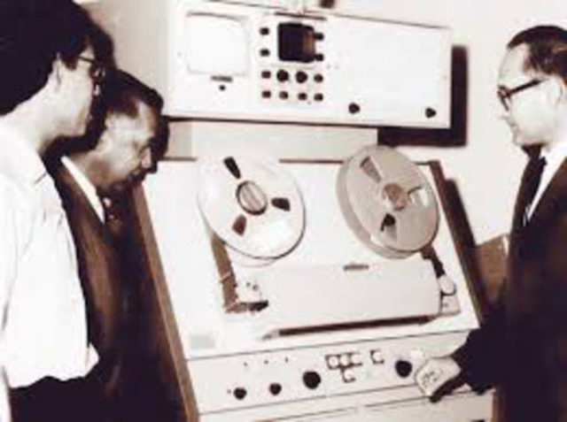 Creación Universidad Distancia