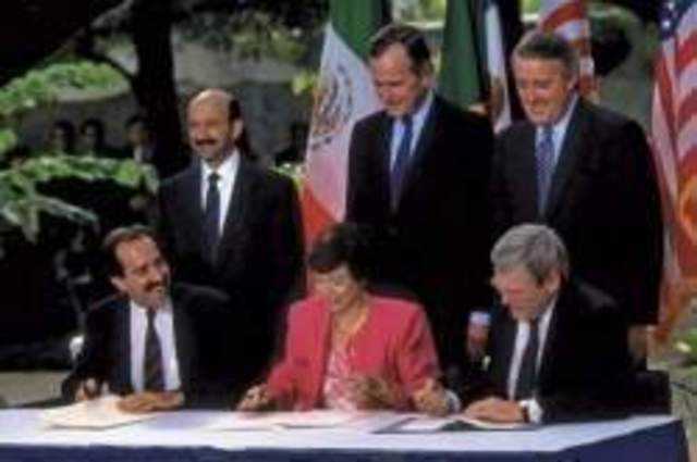 CARLOS SALINAS DE GORTARI