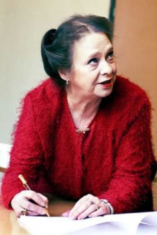 Leelo Tungal töötas Eesti keele õpetajana