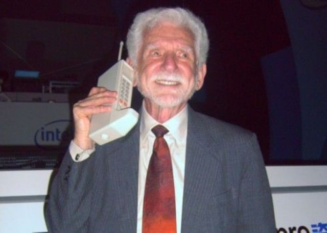 Invento del Teléfono Celular