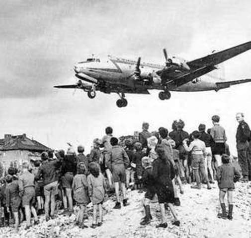 Berlin blockade and consequent airlift increases tensions