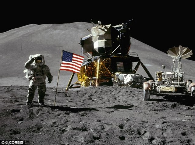 American astronauts land on the moon