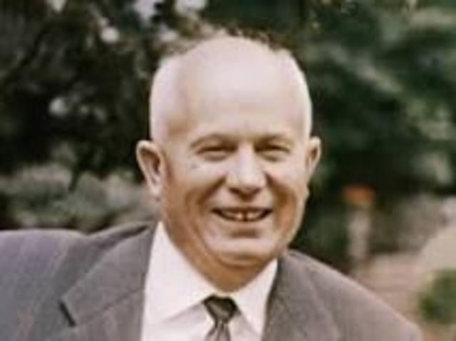 Khrushchev calls for peaceful co-existence
