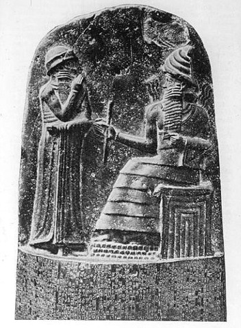 HAMMURABI ESTABLECE SU DINASTIA