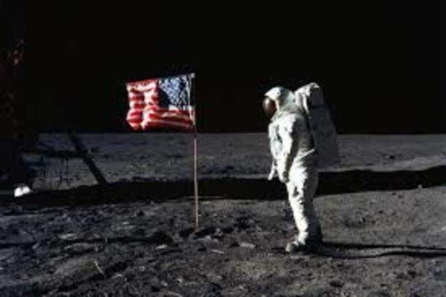 El hombre en la luna