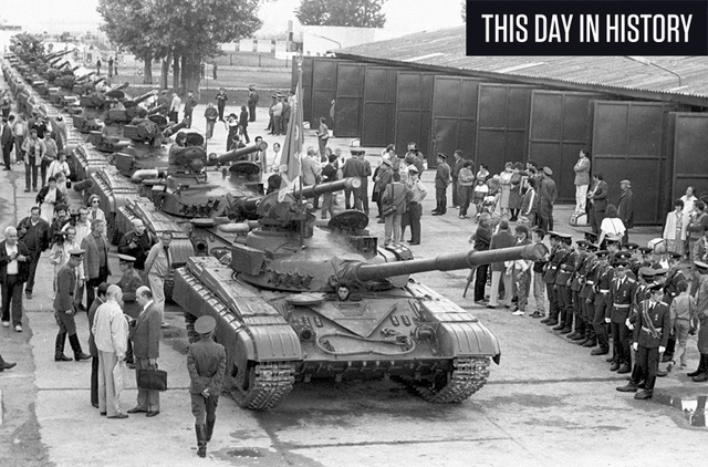 The Hungarian Uprising demonstrates that the Warsaw Pact is not ideologically unified, but this liberation movement is crushed by Warsaw Pact forces